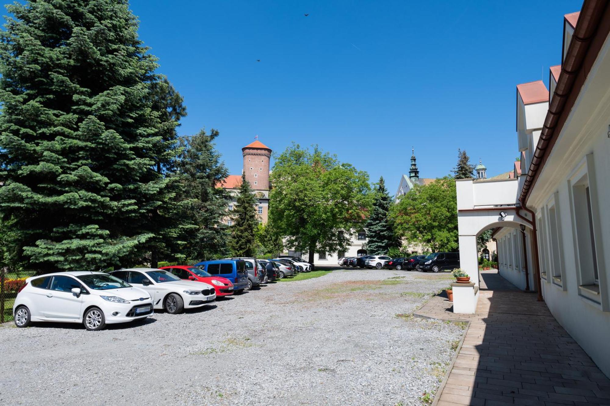 Pokoje Goscinne Dom Sw. Szymona Krasków Εξωτερικό φωτογραφία