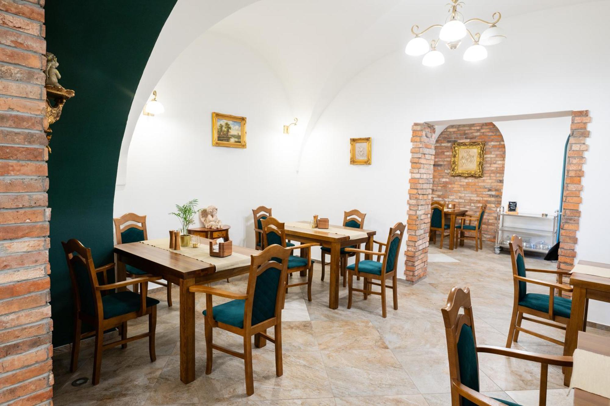 Pokoje Goscinne Dom Sw. Szymona Krasków Εξωτερικό φωτογραφία